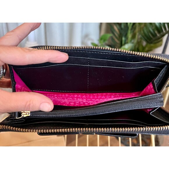 Authentic Kate Spade Black Bow Tie 1/2 Zip Leather Wallet with Bright Pink Inter - Picture 7 of 9